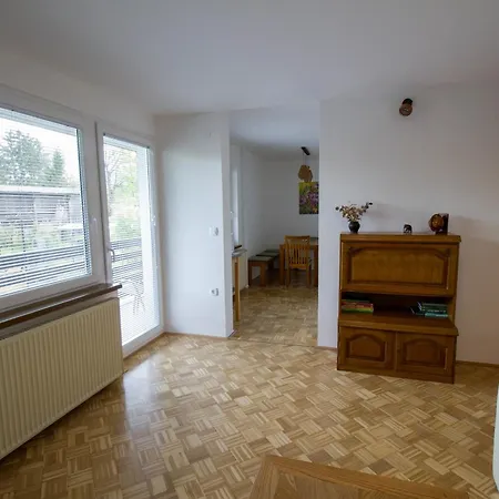 Apartma Pri Klari * Kocevje