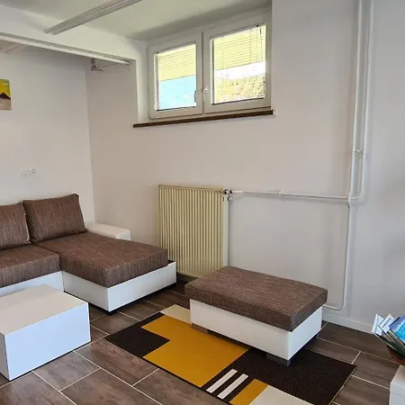 Lägenhet Apartma Pri Klari *