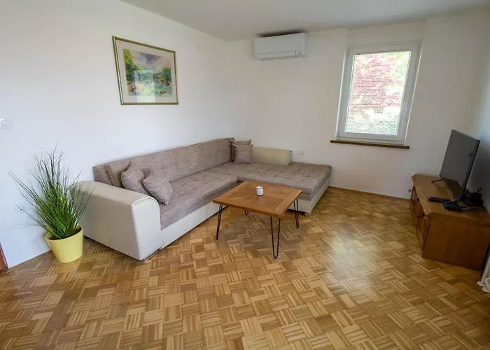 Apartma Pri Klari Lejlighed